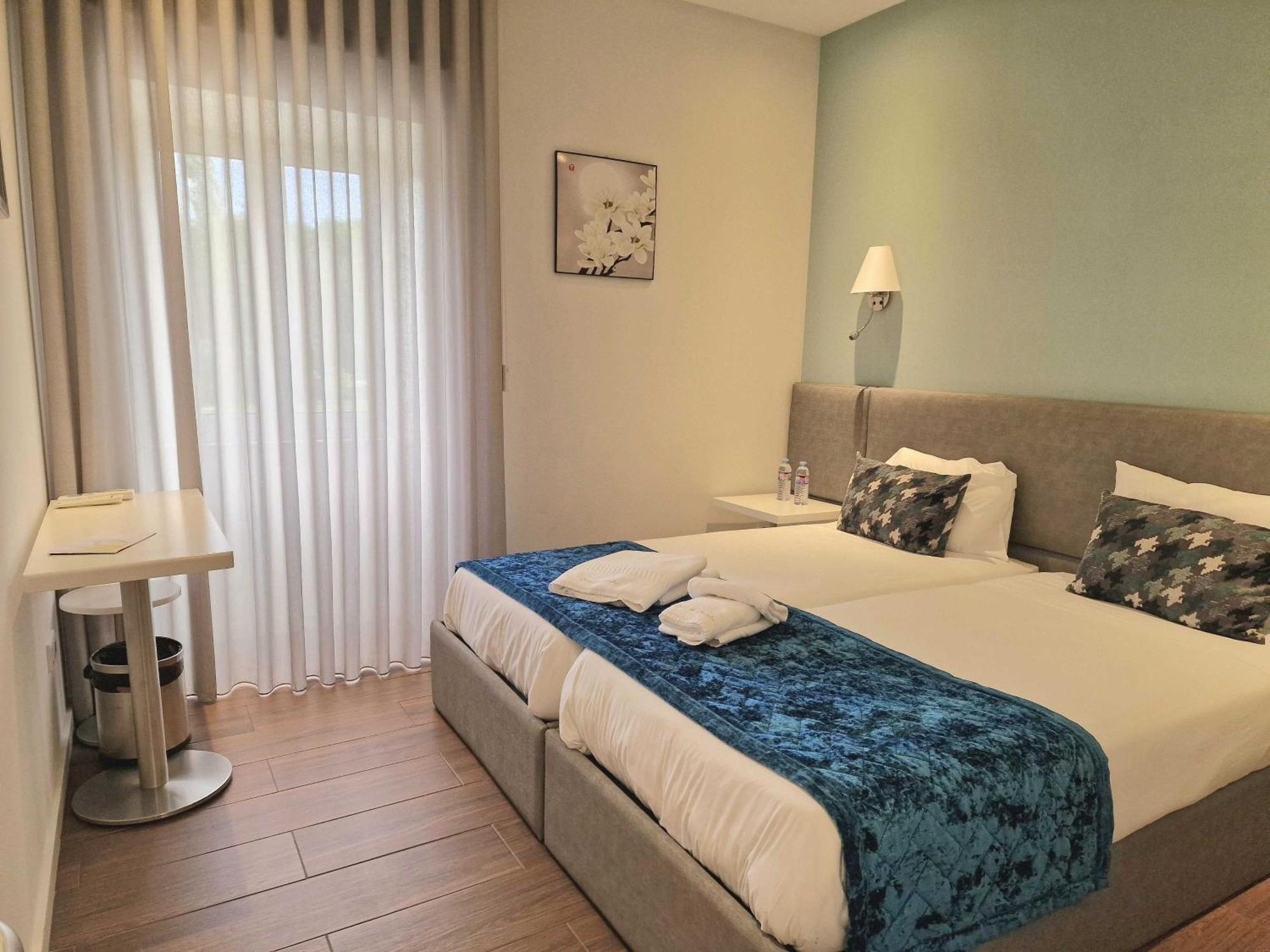 パーソス・デ・フェレイラ Quinta Dos Jasmins Bed & Breakfast エクステリア 写真